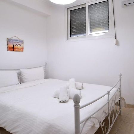 Minimal Apartment At The Foot Of The Odeon Of ... Athens Ngoại thất bức ảnh